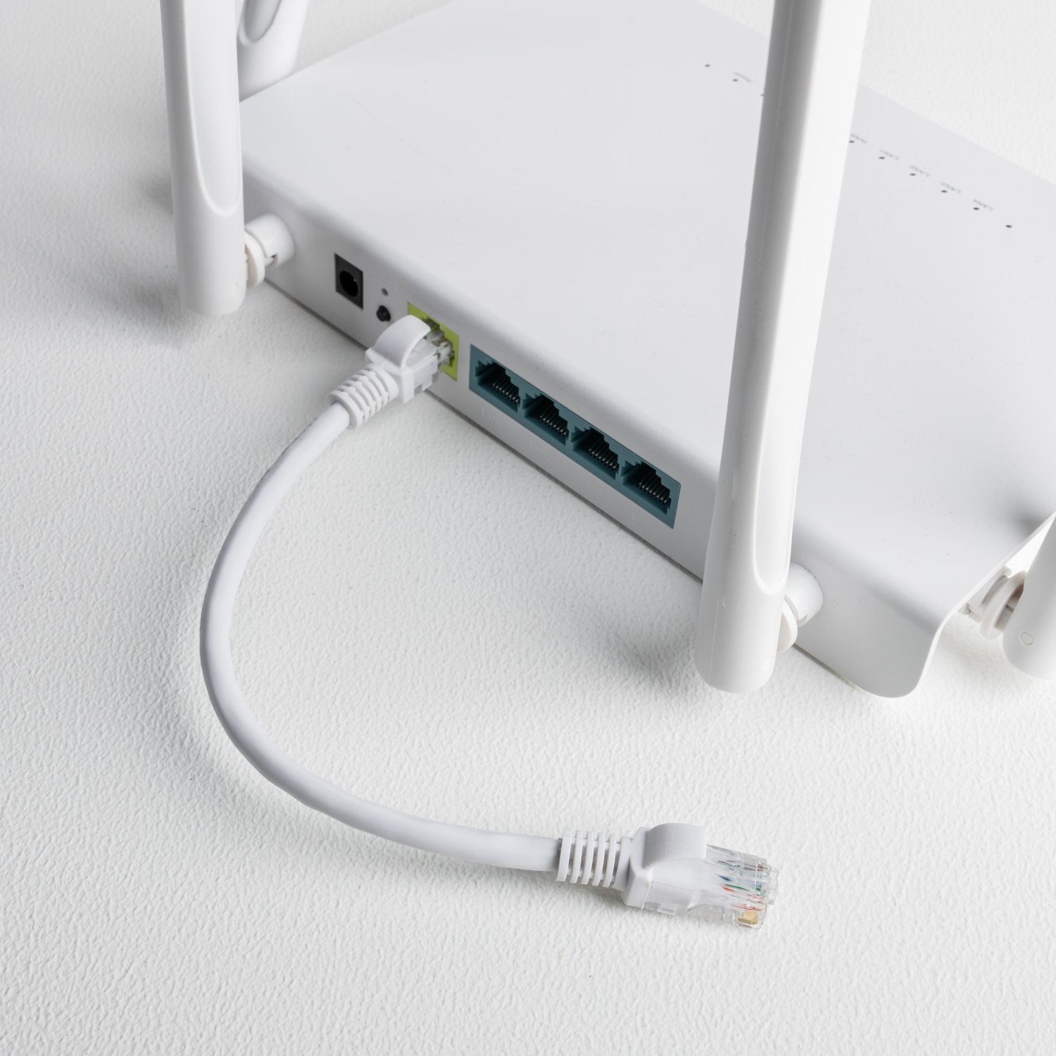 Gizzu Cat6 UTP Fly Lead Ethernet Network Cable 50cm – White-2