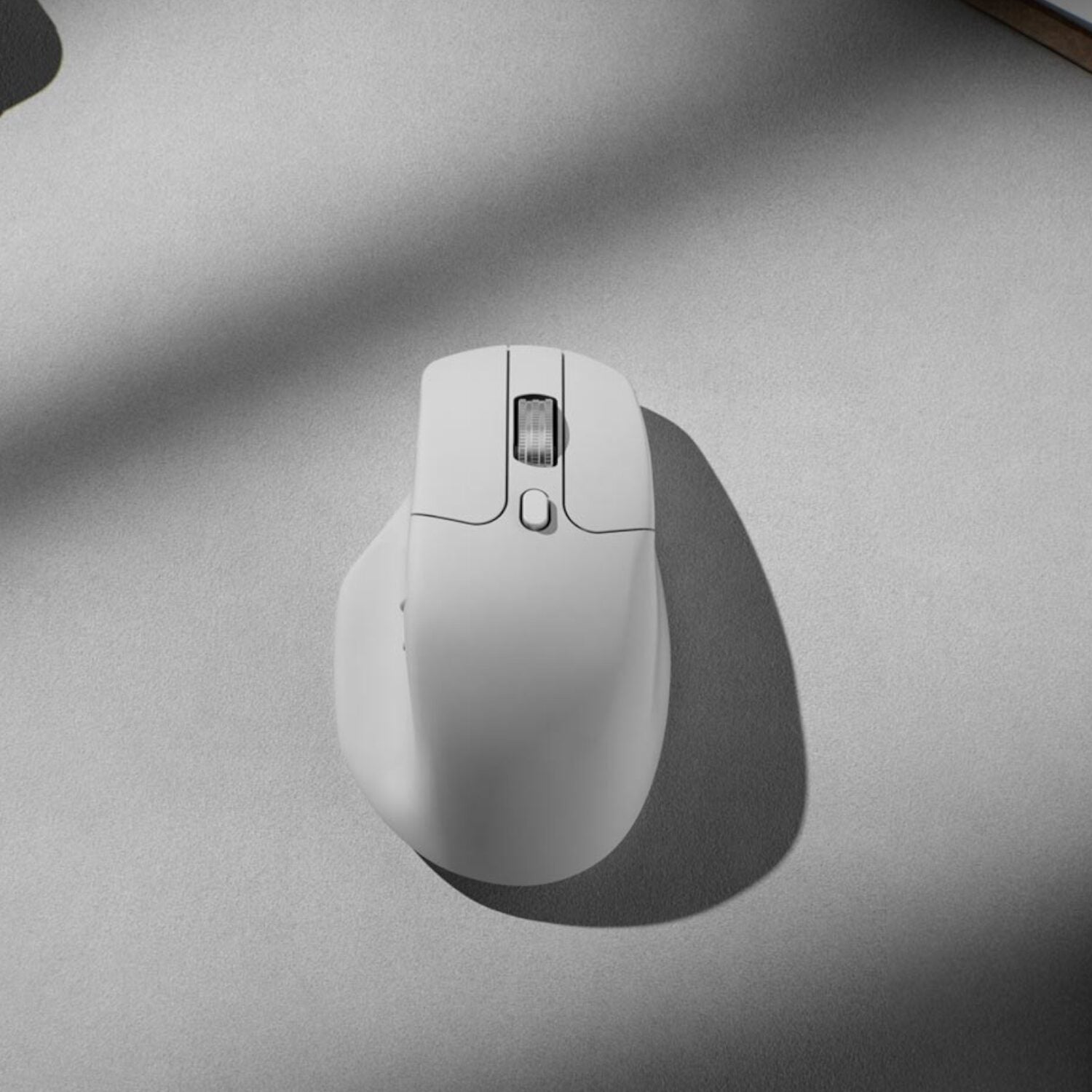 Keychron M6SB72 1K Wireless Mouse (BT/2.4GHz/Wired) with Huano silent Micro switch and premium wheel - White-1
