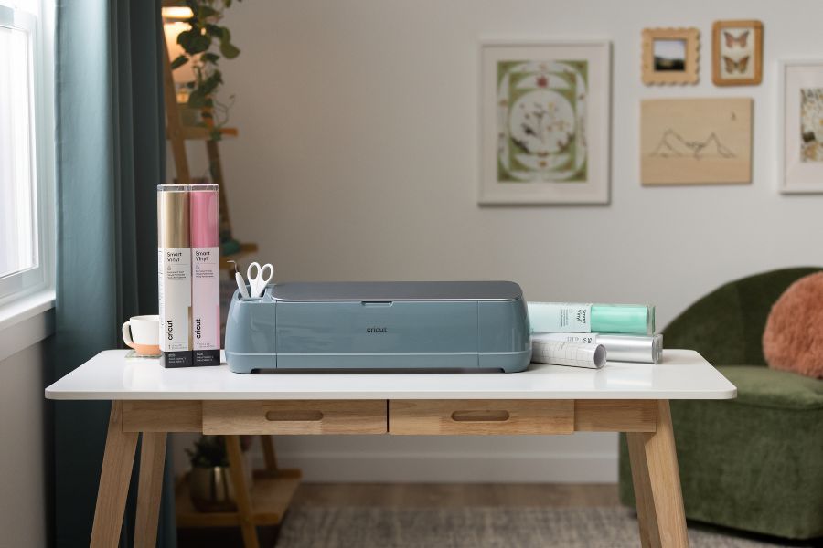 2011082; Cricut Maker 4