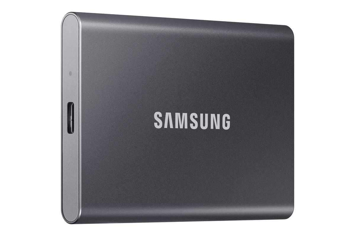 Samsung MU-PC4T0T T7 Portable SSD 4 TB; Transfer speed up to 1050 MB/s; USB 3.2 (Gen2; 10Gbps) backwards compatible; AES 256-bi