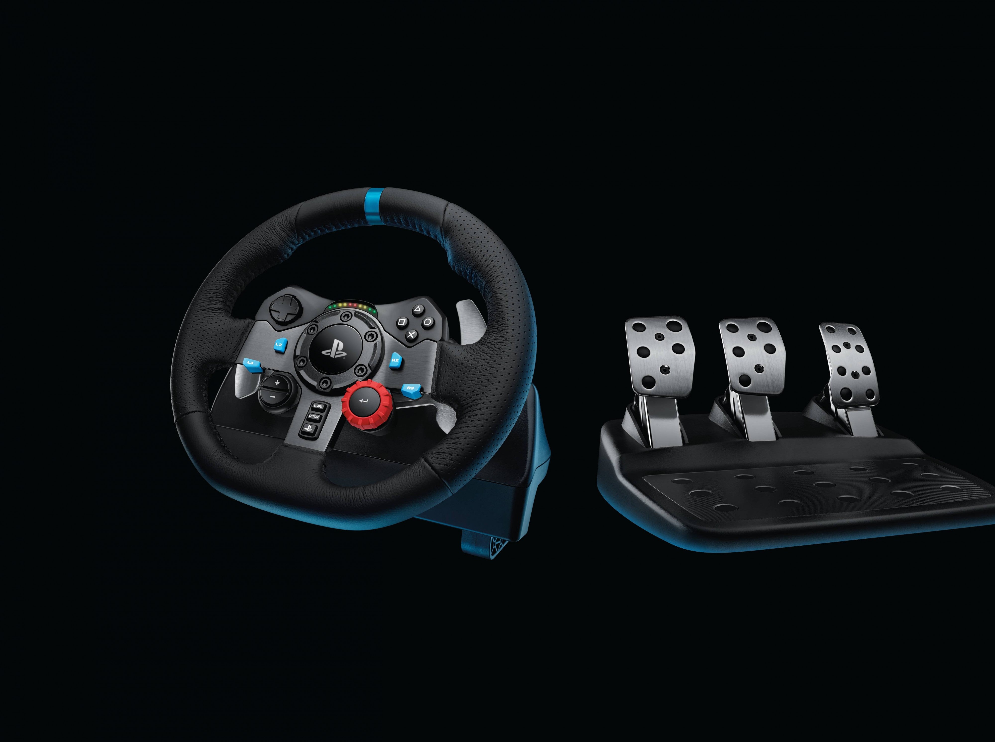 Logitech G29 Driving Force Racing Wheel (PS5, PS4, PS3 & PC)