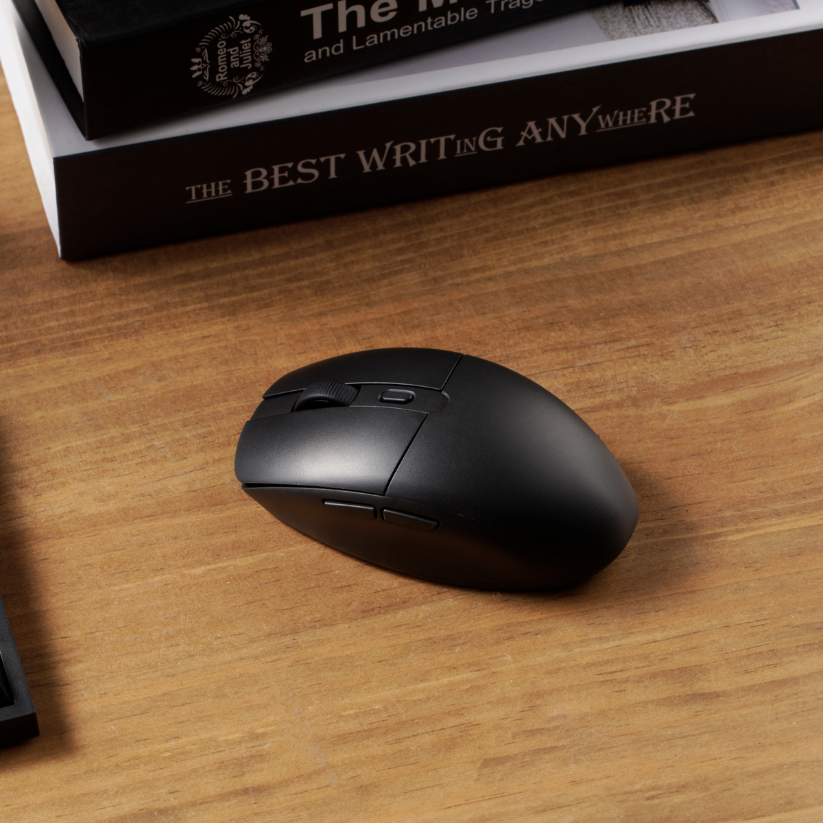 Keychron BM22-A9 1K Huano Micro Switch Wireless Mouse (BT/2.4GHz/Wired) - Black-6