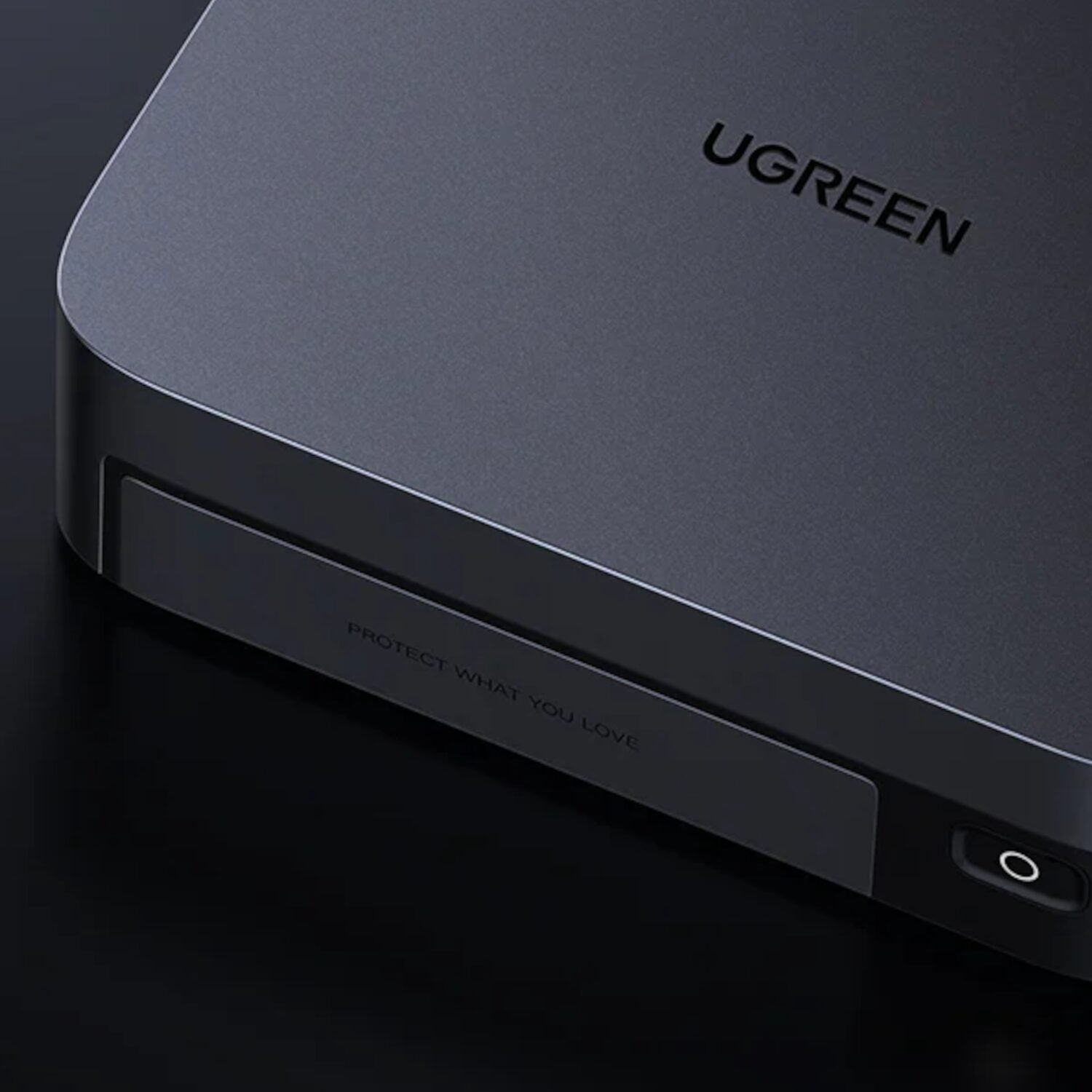 UGREEN NASync DXP480T Plus 4-Bay NAS-2