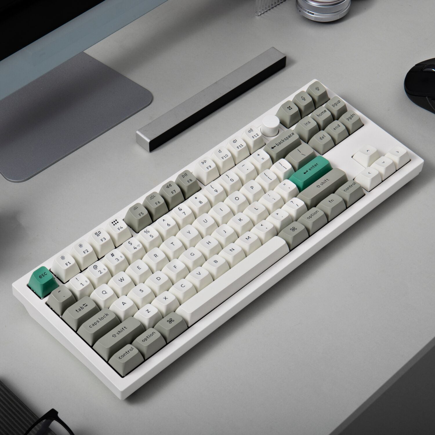 Keychron Q3 Max 80% Full Assembled Knob Red Switch Hot-Swap Gateron Jupiter RGB Wireless Keyboard - Shell White-3
