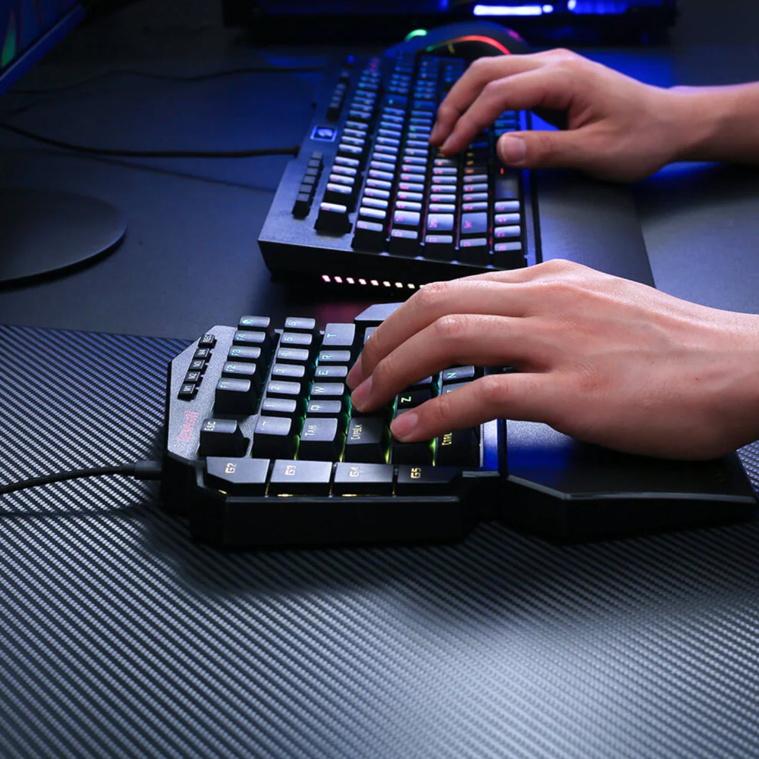 Redragon K585 DITI ELITE PRO RGB 40% Wireless Mechanical Gaming Keyboard - Blue Switches-4