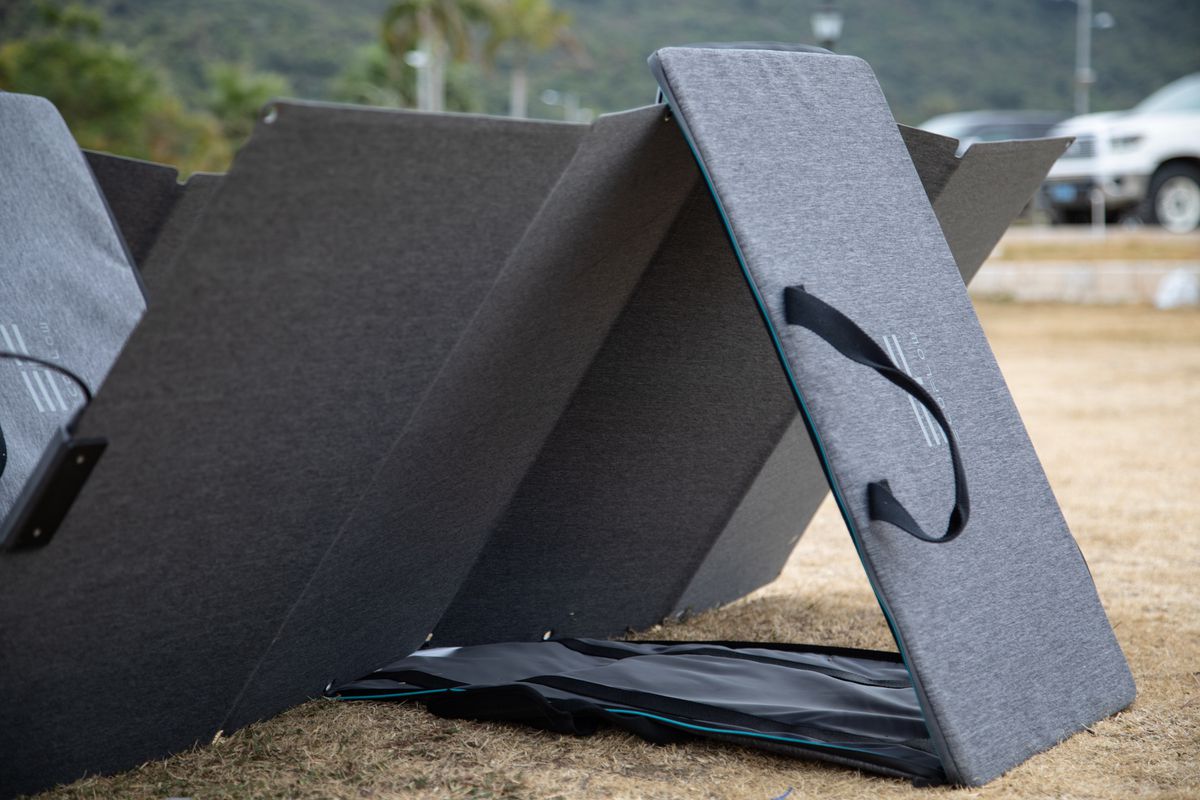 ECOFLOW 160W PORTABLE SOLAR PANEL