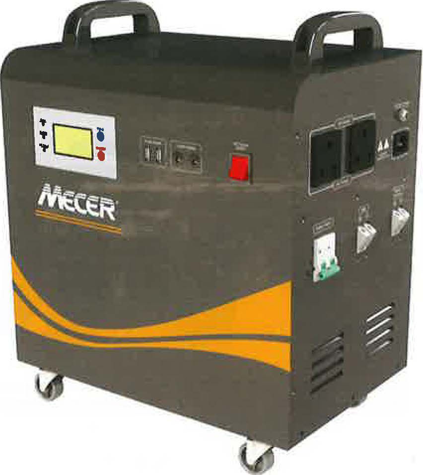 Mecer 2kw 2x100a Bat Pure Sinewave includes 720w Solar Chare controller